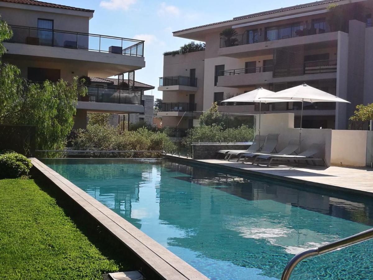 Exclusive Resort Apartments With Parking サントロペ エクステリア 写真