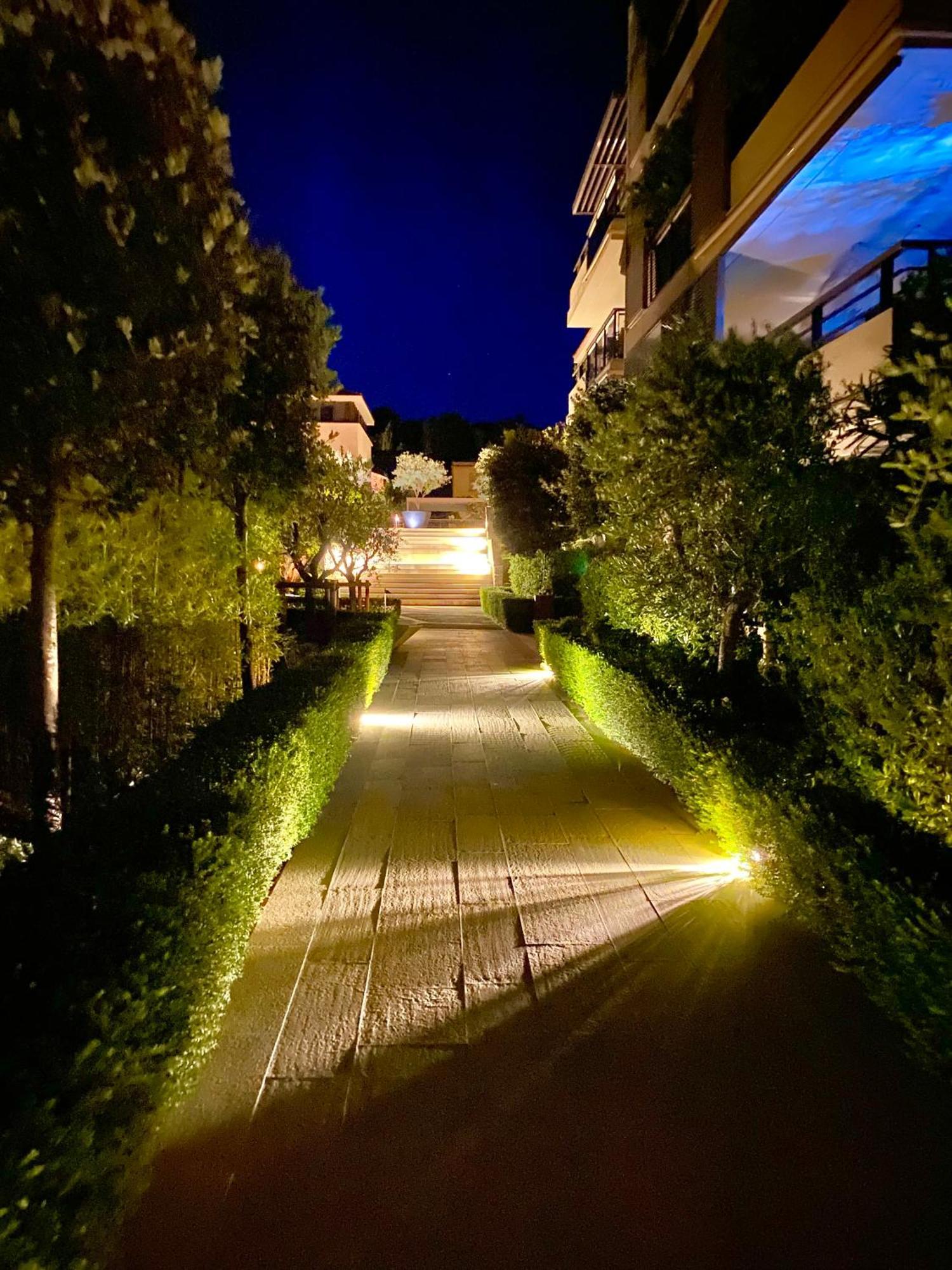Exclusive Resort Apartments With Parking サントロペ エクステリア 写真