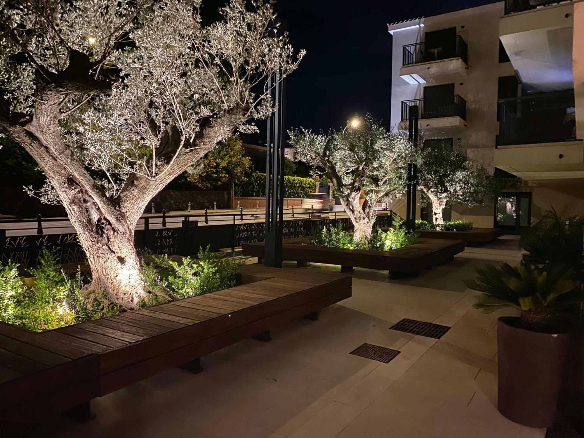 Exclusive Resort Apartments With Parking サントロペ エクステリア 写真